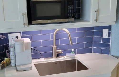 West End Condo | Ocean Front Cottage with Kitchen - Old Bahama Bay Resort. Dockage Available