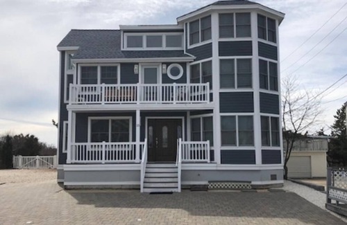 Barnegat Light Apartment | OCEAN FRONT DUPLEX IN BARNEGAT LIGHT!