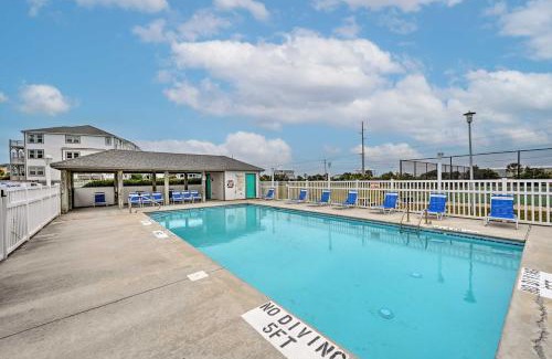 Emerald Isle Apartment | Ocean Front Emerald Isle Vacation Rental Property