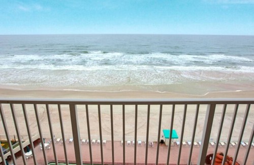 Lenox Park Resort | Ocean Front Harbour Beach Resort