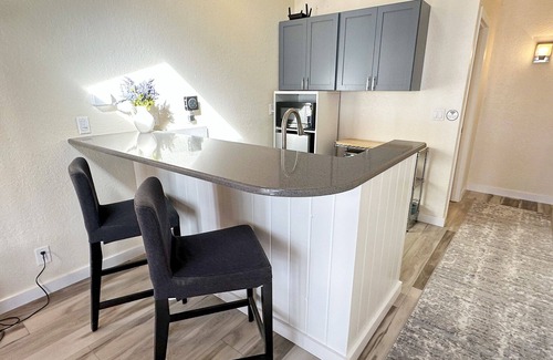 Yachats Condo | Ocean Front! Harmony & Serenity at Oregon House! Stairs to the Beach!
