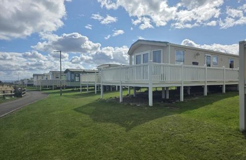 Crimdon House | Ocean Front Lodge