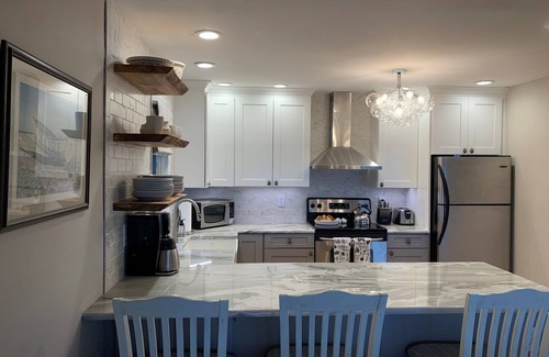 Sea Isle City House | Ocean Front luxury Condo, Center of Town - sleeps 11, parking for 3 cars