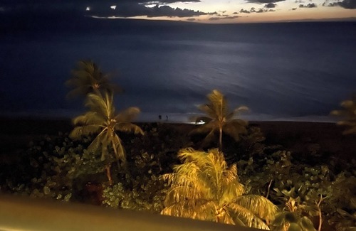 Lahaina Resort | OCEAN FRONT LUXURY-SOUTH-1 BEDROOM-FULL RESORT ACCESS-SLEEPS 4-ONLY 3-2 - 3-8-25