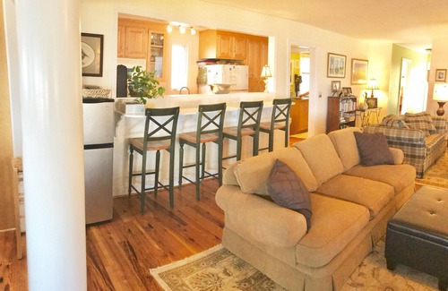 Folly Beach House | OCEAN FRONT Perfect for Family Groups! FRONT BEACH Screened Porch Huge Deck