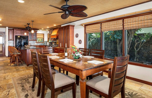 Kailua-Kona House | 🏖️Ocean Front | Private Pool & Lanai | Island Comfort!
