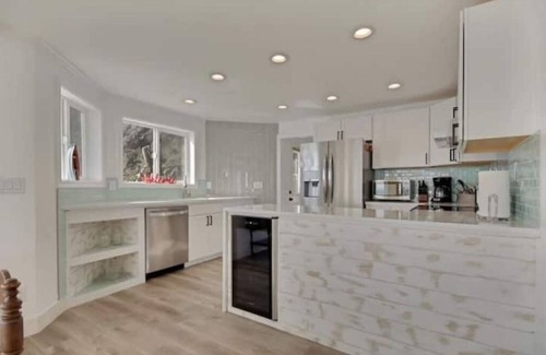 Gig Harbor House | Ocean Front Tranquility, Rainier View, Big Deck