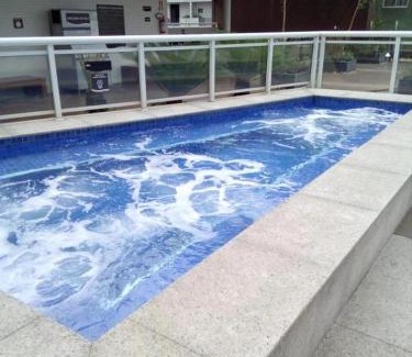 Pompeia Apartment | OCEAN FRONT UNLIMITED COM VISTA MAR - Wi-FI, Piscina Borda infinita Aquecida de frente ao Mar, Jacuzzi, Saunas e Academia