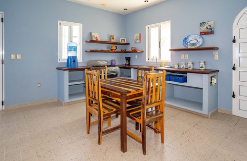 Isla Mujeres Villa | Ocean front villa located on the beach