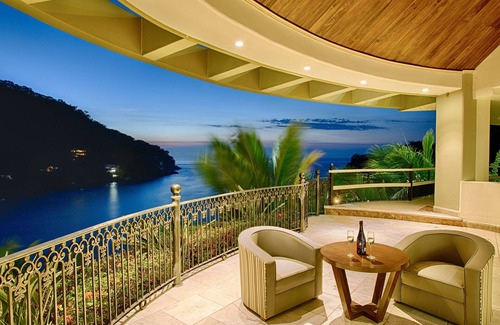 Boca de Tomatlan Villa | Ocean frontage villa, located 10 miles south of downtown P V romantic zone