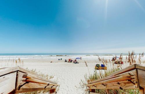 Crescent Beach Apartment | Ocean Garden Villas G-2