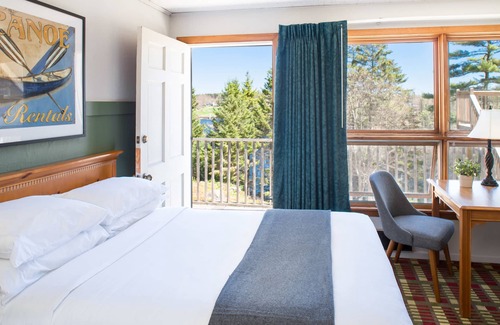 Isle of Springs Hotel | Ocean Gate Resort