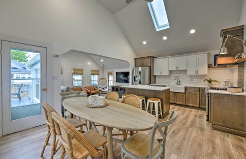 Ocean Grove Apartment | Ocean Grove Apt. w/Balcony: 1 Block to the Beach!