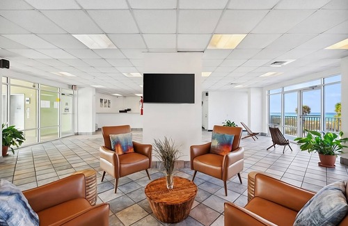 Panama City Beach Hotel | Ocean/Gulf View Coastal Two Bedroom Suite at Holiday Terrace Beachfront Hotel