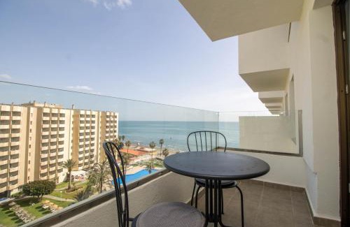 Carihuela Apartment | Ocean House Apartamento Exclusivo Vista Mar B3 Plta 8 by Costa del Sol Stay