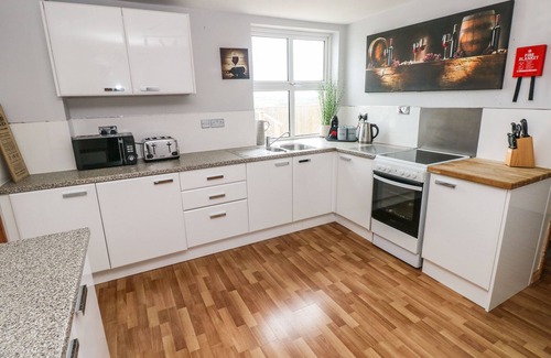 Hasguard Cross Cottage | OCEAN HOUSE, pet friendly, character holiday cottage in Broad Haven