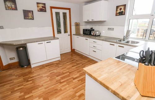 Hasguard Cross Cottage | OCEAN HOUSE, pet friendly, character holiday cottage in Broad Haven