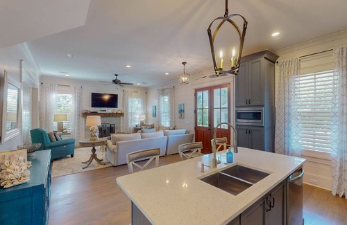 Jekyll Island House | OCEAN HUES @ OCEAN OAKS 4 bedrooms, 3.5 bathrooms