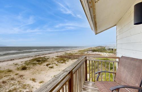 East End House | Ocean Mile F-1