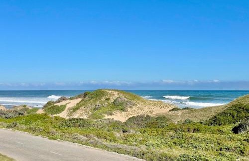 Port Alfred Villa | Ocean Mooring Beach Villa Sea View