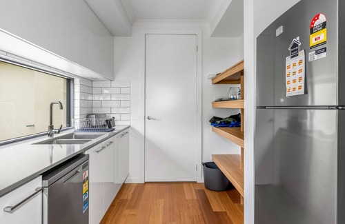 Inverloch House | Ocean Oasis on Kenneth