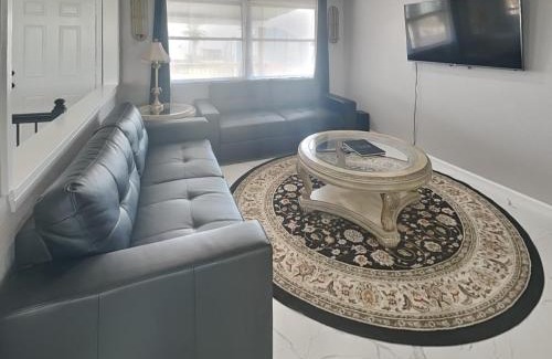 Bermuda Beach House | Ocean Oasis