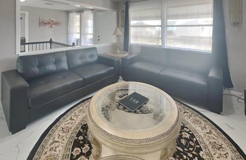 Bermuda Beach House | Ocean Oasis