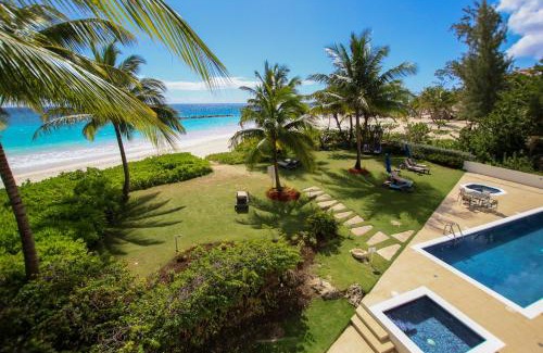 Maxwell Apartment | Ocean One 204 by Bluescape