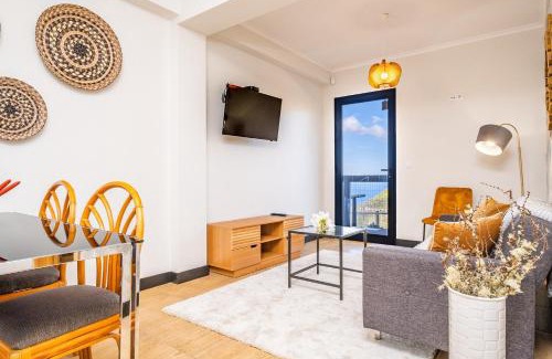 Faja da Ovelha Apartment | Ocean Panorama Apartments by Homie