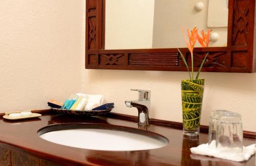 Kiwengwa Resort | Ocean Paradise Resort & Spa