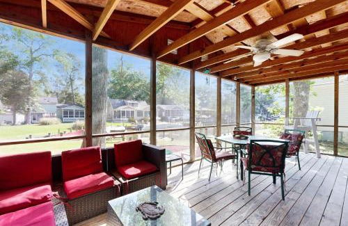 Ocean Pines House | Ocean Parkway 289