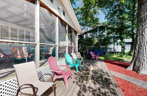 Ocean Pines House | Ocean Parkway 289