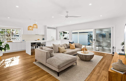 Windang House | Ocean Pearl
