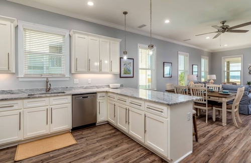 Dauphin Island House | Ocean Pearl- Gulf Front, pool. Nightly Sept. openings