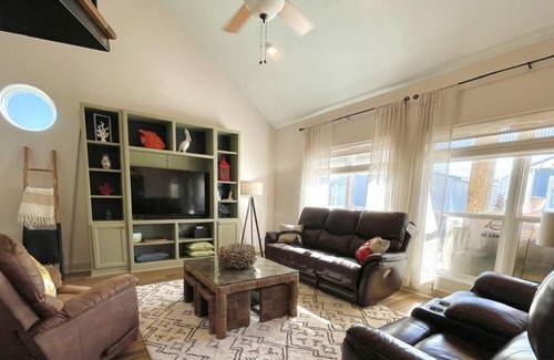 Port Bolivar House | Ocean's Edge 4 Bedroom Home by Redawning