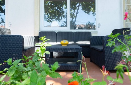 Parede Villa | Ocean's House