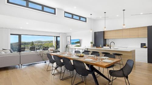 Fingal Bay House | Ocean Scene