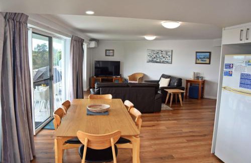 South West Rocks Apartment | Ocean Shores Apartment 14 - Bring your own linen.
