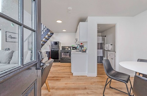 Ocean Shores Ski Chalet | Ocean Shores cozy chalet located within steps from the beach