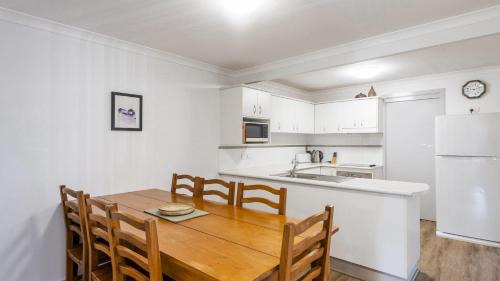 Yamba House | Ocean Spirit, 1 - 89 Yamba St