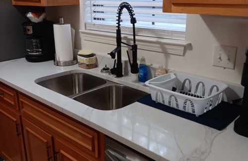 Gulf Hills House | OCEAN SPRINGS - GULF HILLS AREA nEnjoy this home away from home!