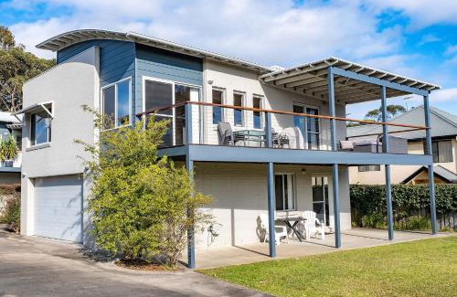 Mollymook House | Ocean Stays - Mollymook