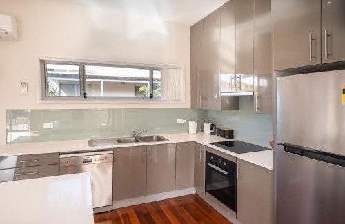 Mollymook House | Ocean Stays - Mollymook