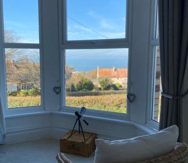 Hele House | Ocean Terrace, Ilfracombe, 4 bedrooms, Sleeps 8, Stunning Sea Views, Parking, Garden, Pet Friendly