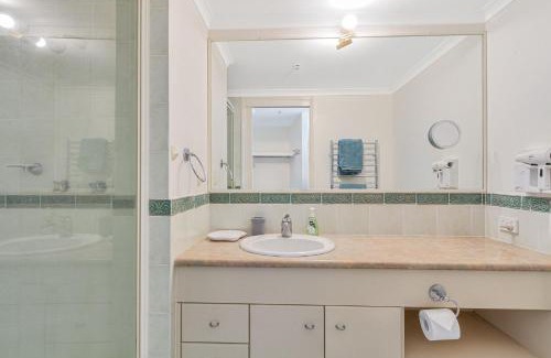 Tweed Heads Apartment | Ocean Tower Unit 1308 - Twin Towns