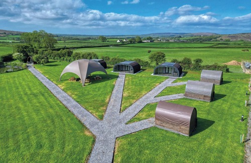 Crynant Cabin | Ocean View 1 - 1 Bed Pod - Llanrhidian