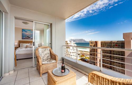Bloubergstrand Apartment | Ocean View 2 Bedroom Apartment in Blouberg, Cape Town