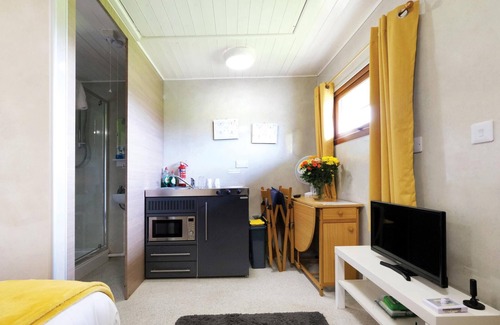 Oldwalls Ski Chalet | Ocean View 8 - 1 Bedroom Chalet - Llanrhidian
