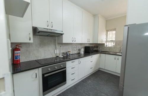 Humewood Apartment | Ocean View Apartment
