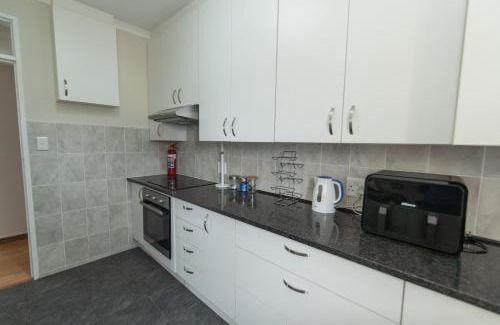 Humewood Apartment | Ocean View Apartment
